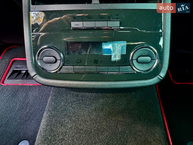 Седан Maserati Quattroporte 2013 в Броварах