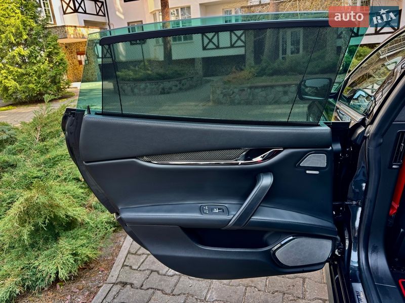 Седан Maserati Quattroporte 2013 в Броварах