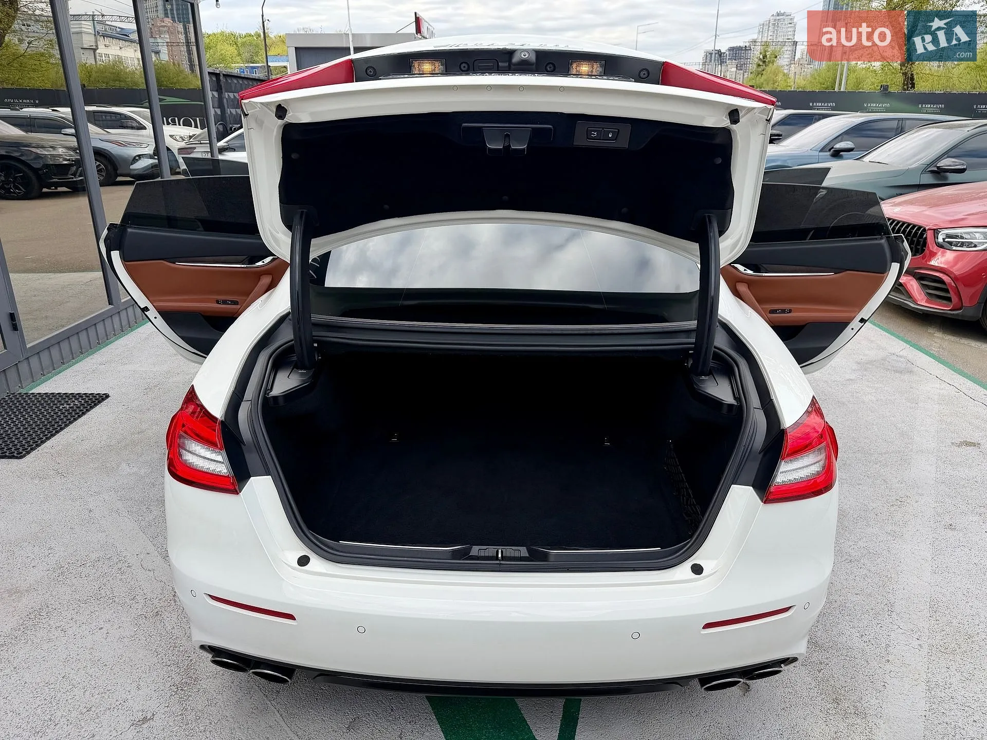 2017 Maserati Quattroporte - мініатюра 54