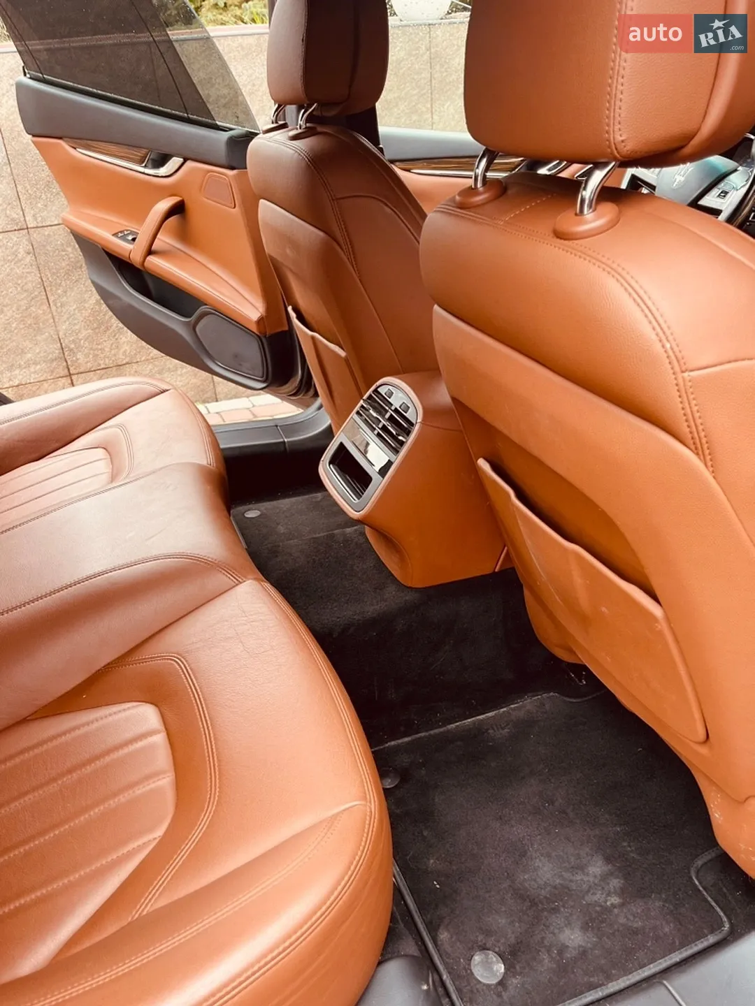 2014 Maserati Quattroporte - мініатюра 12