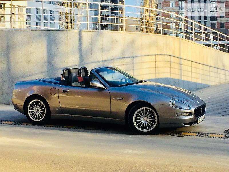 Maserati Spyder 2005 року