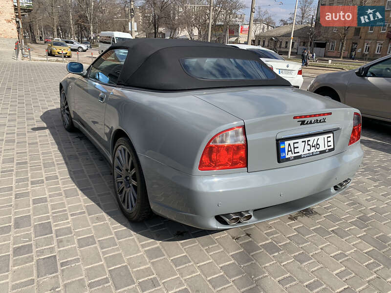 Кабриолет Maserati Spyder 2005 в Днепре
