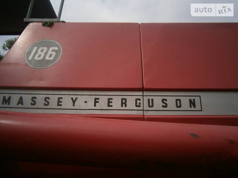 Massey Ferguson 186