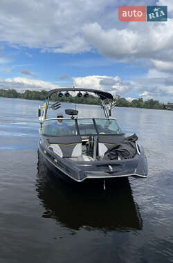 Катер MasterCraft XT20 2017 в Киеве