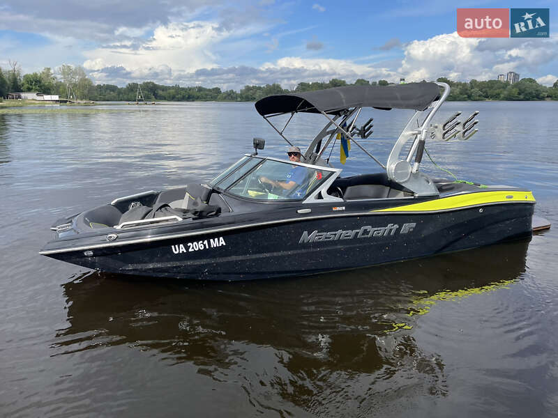 Катер MasterCraft XT20 2017 в Киеве