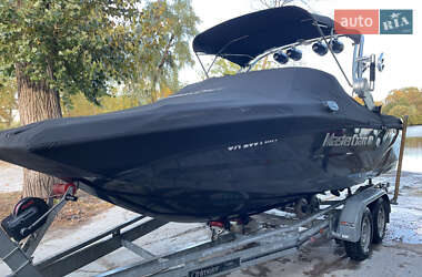 Катер MasterCraft XT20 2017 в Киеве