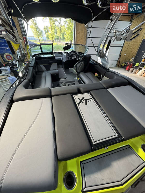 Катер MasterCraft XT20 2017 в Киеве