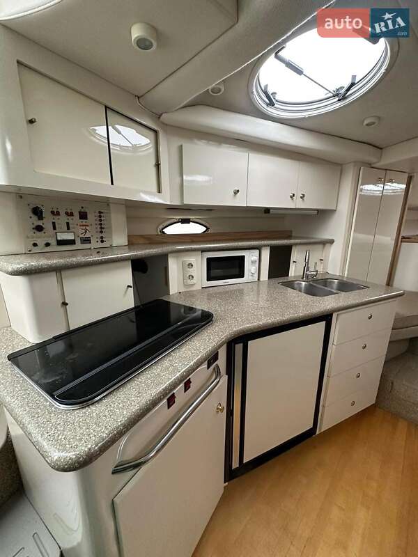 Моторная яхта Maxum 330 1999 в Одессе