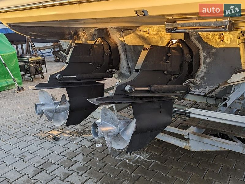 Моторная яхта Maxum SE 2005 в Одессе