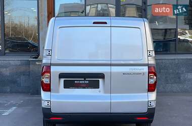 Грузовой фургон Maxus e-Deliver 3 2023 в 