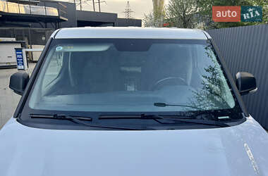 Вантажний фургон Maxus e-Deliver 3 2021 в 