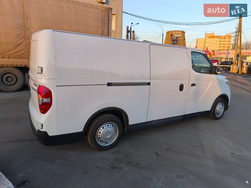 Грузовой фургон Maxus e-Deliver 3 2023 в Киеве