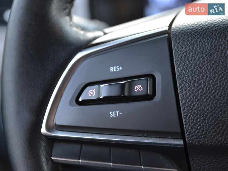 Грузовой фургон Maxus e-Deliver 3 2021 в Луцке фото 23 Грузовой фургон Maxus e-Deliver 3 2021 в Луцке