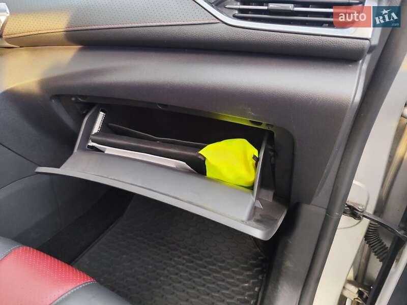 Минивэн Maxus Euniq 5 2020 в Киеве