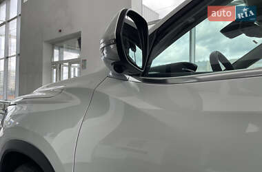 Внедорожник / Кроссовер Maxus Euniq 6 2023 в 