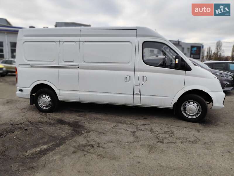 Вантажний фургон Maxus EV80 2019 в Києві