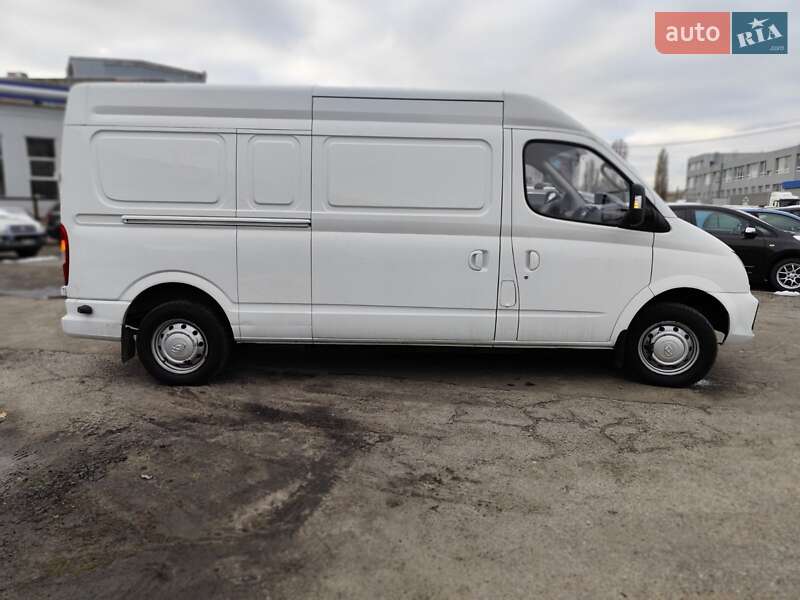Вантажний фургон Maxus EV80 2019 в Києві