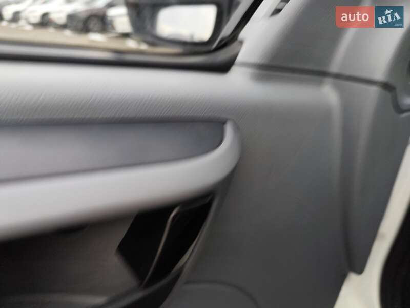 Вантажний фургон Maxus EV80 2019 в Києві
