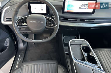 Минивэн Maxus Mifa 9 2022 в 