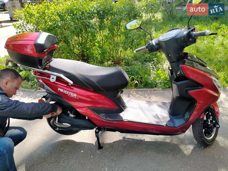Скутер Maxxter Neos II 2022 в Киеве фото 3 Скутер Maxxter Neos II 2022 в Киеве