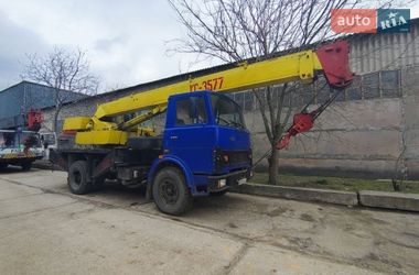Автокран МАЗ 3577 1990 в Николаеве