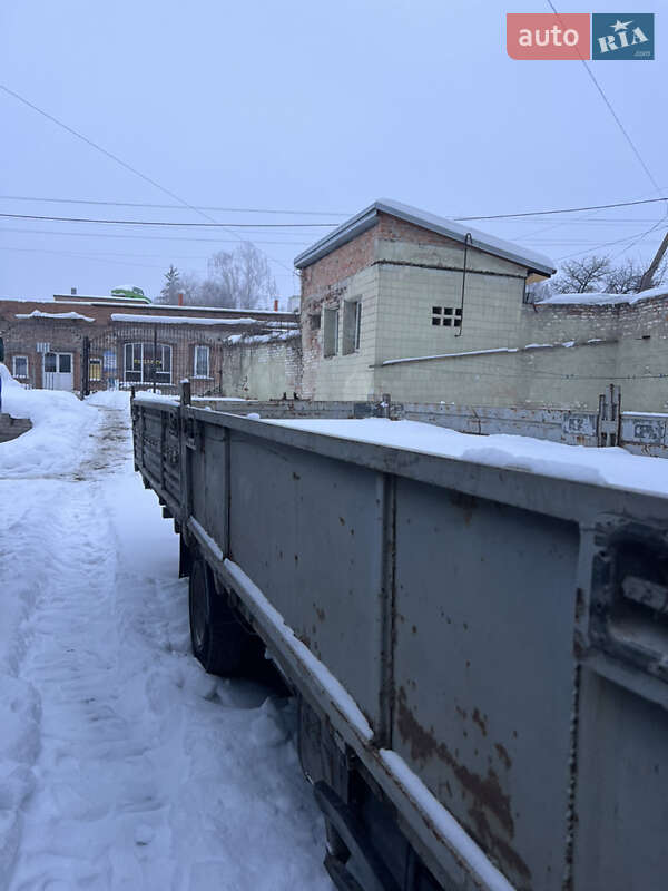 Грузовой фургон МАЗ 437040 2004 в Луцке