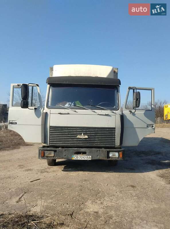 Грузовой фургон МАЗ 4370 2003 в 