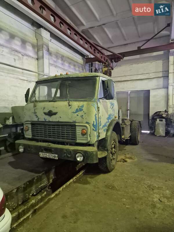 МАЗ 504 1977