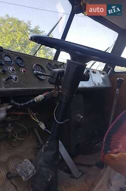Самосвал МАЗ 5335 1990 в 