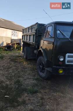 Самосвал МАЗ 5335 1990 в 