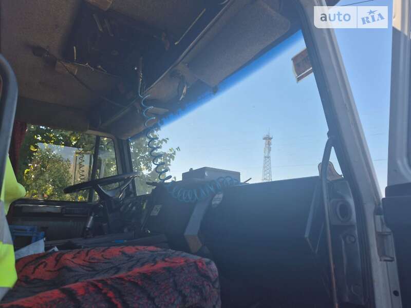 Зерновоз МАЗ 53366 1994 в Новой Водолаге фото 12 Зерновоз МАЗ 53366 1994 в Новой Водолаге