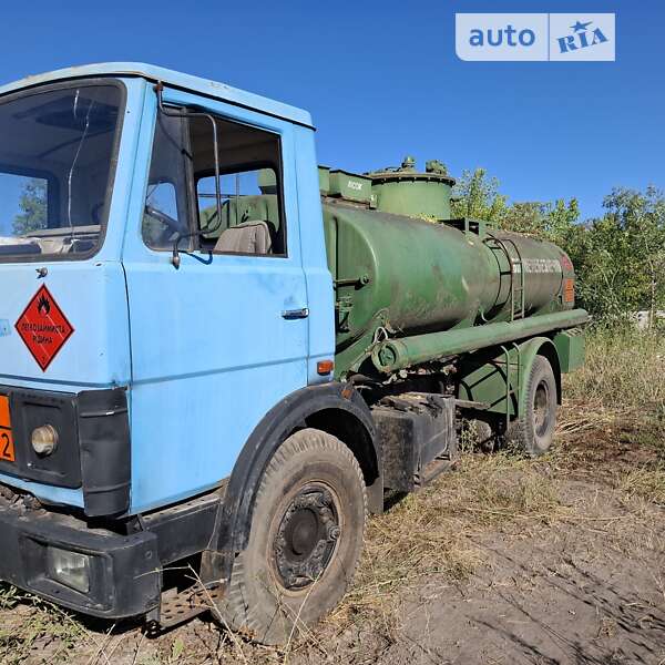 Бензовоз МАЗ 5337 1991 в Первомайске