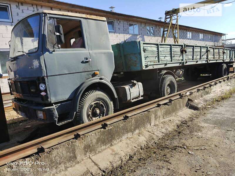 Тягач МАЗ 54331 1992 в 