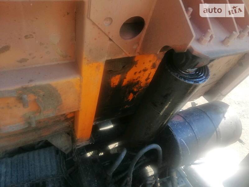 Самосвал МАЗ 551605 2006 в Шептицькому