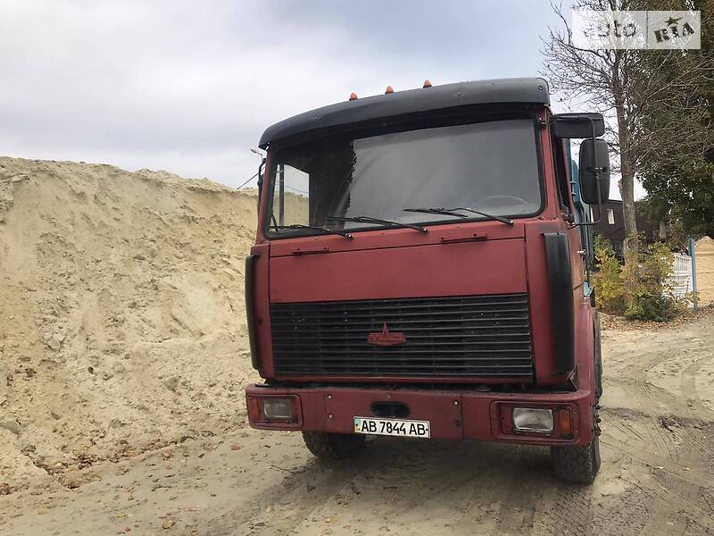 МАЗ 64221