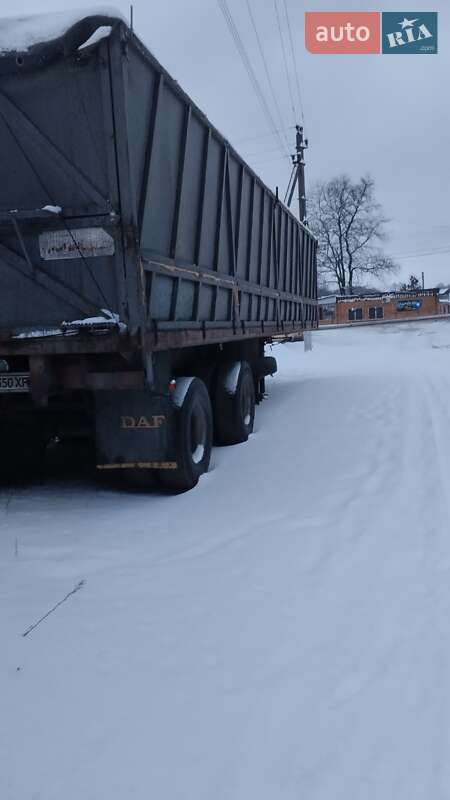 Зерновоз - полуприцеп МАЗ 938662 2004 в Краснокутске