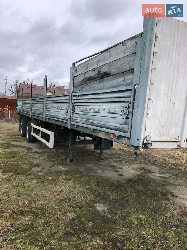 Бортовой полуприцеп МАЗ 93866 1994 в Шептицькому