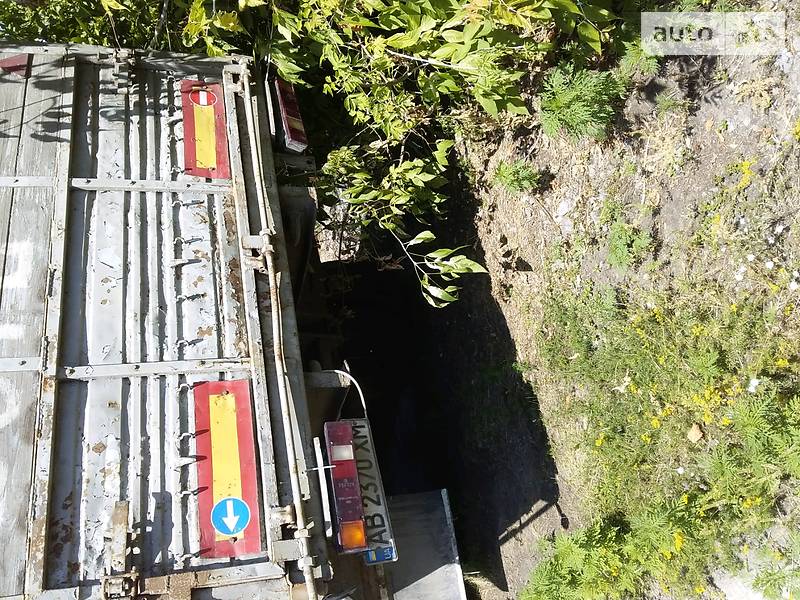 Бортовой полуприцеп МАЗ 9397 1993 в Оратове