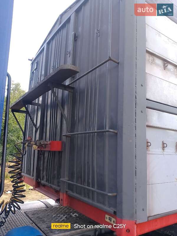 Бортовой полуприцеп МАЗ 975830 2003 в Гадяче фото 3 Бортовой полуприцеп МАЗ 975830 2003 в Гадяче