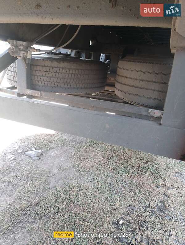 Бортовой полуприцеп МАЗ 975830 2003 в Гадяче фото 10 Бортовой полуприцеп МАЗ 975830 2003 в Гадяче