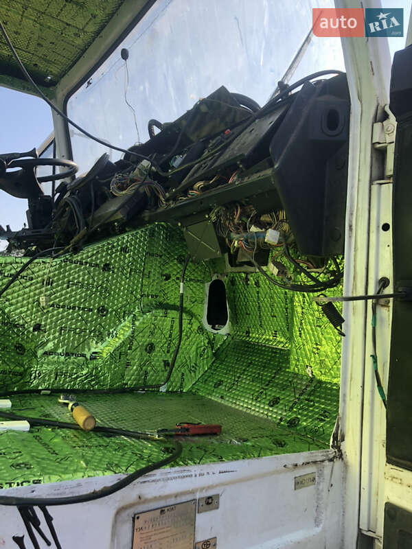 Самосвал МАЗ МАЗ 2008 в Львове