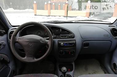 Хэтчбек Mazda 121 1997 в Луцке