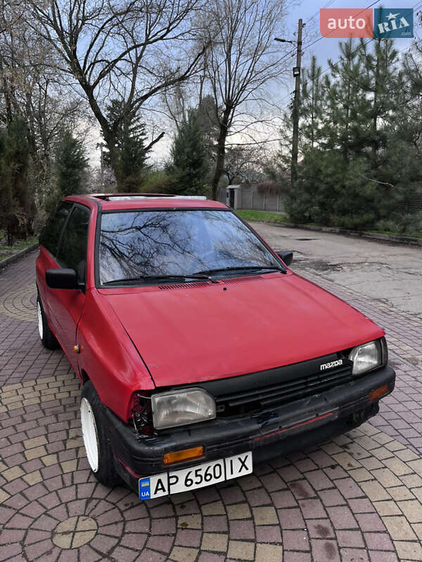 Хэтчбек Mazda 121 1988 в Запорожье