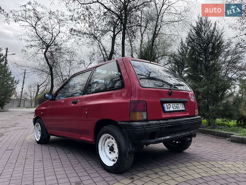 Хэтчбек Mazda 121 1988 в Запорожье