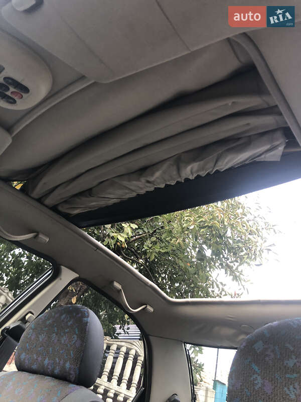 Седан Mazda 121 1993 в Кременчуге