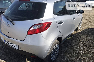 Хетчбек Mazda 2 2009 в 