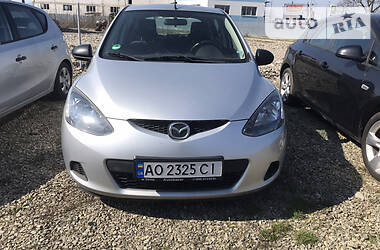 Хетчбек Mazda 2 2009 в 