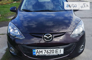 Хэтчбек Mazda 2 2011 в Звягеле