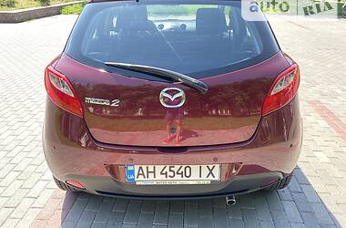 Хэтчбек Mazda 2 2011 в Мариуполе