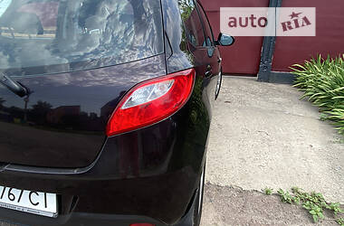 Хетчбек Mazda 2 2008 в Сумах